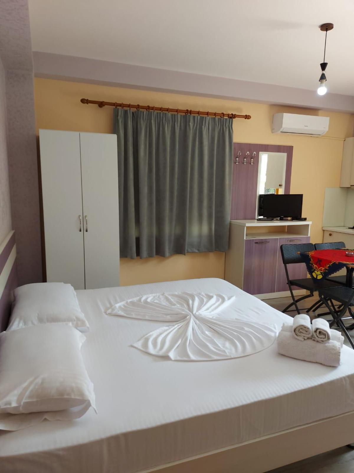 Vila Green Relax Vlorë Exterior foto